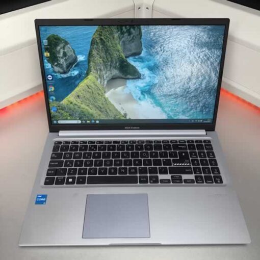 Refurb Asus Vivobook i3